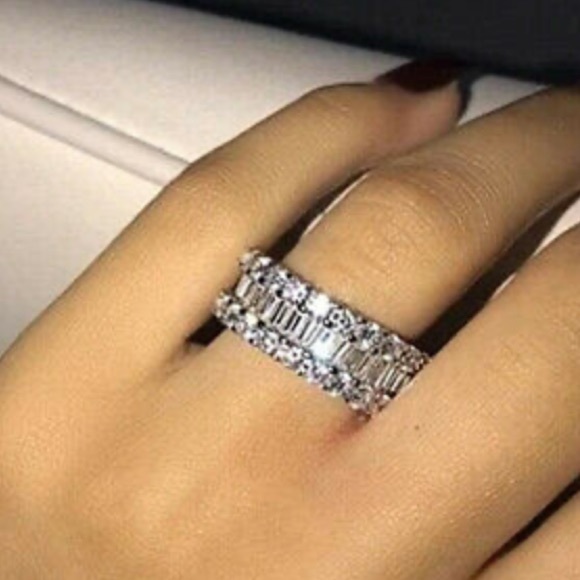 Elegant Women's 925 Silver Wedding Sapphire Ring - Picture 3 of 3